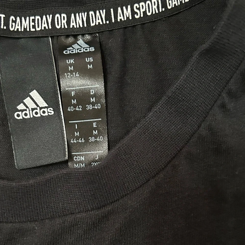 NWOT adidas Must Have Badge Of Sport Tank Top - Picture 5 of 7